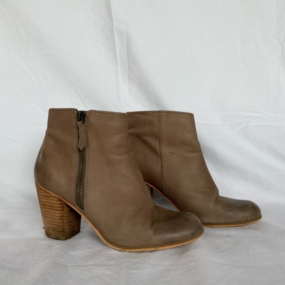 Cute nordstrom fall booties - Picture 2 of 3